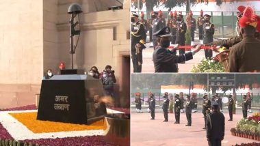 Amar Jawan Jyoti Flame Being Merged With Flame at National War Memorial (Watch Video)